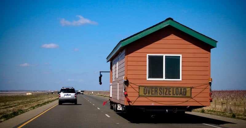 Explore From the Comfort of Your Home: 5 Tips for Tiny House Travel