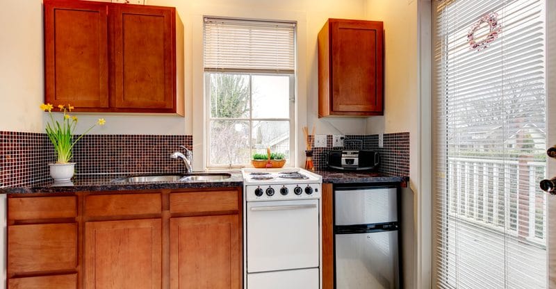 How to Find Dual Uses for Common Kitchen Items in Your Tiny Home