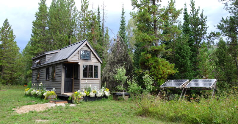 Why Curb Appeal is Just as Important for a Tiny Home